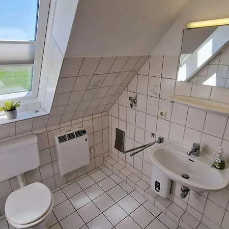 Haus-trischen-whg-04 Apartamento *